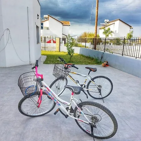 Glapsides Sea * Famagusta (Northern Cyprus)